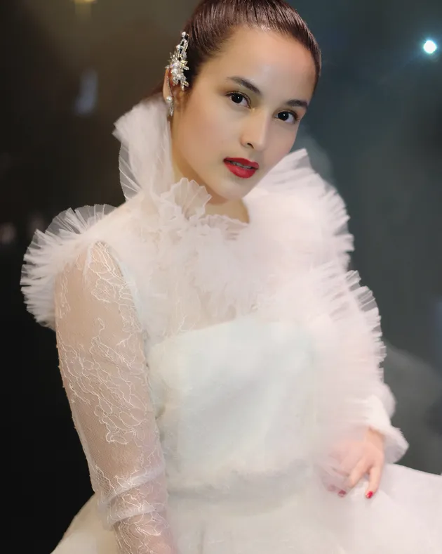 chelsea islan victoria secret