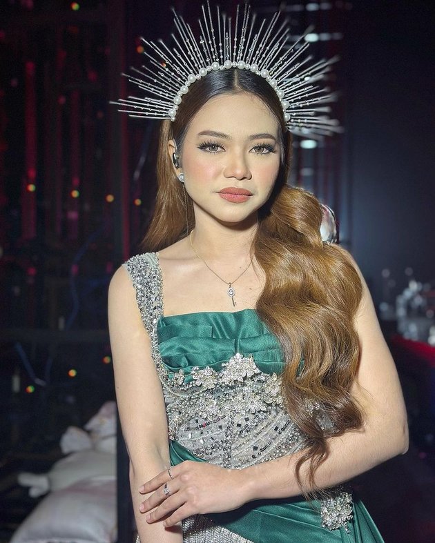 So Beautiful! Lady Rara Stands Out with Glamorous Outfit at D'Academy 6 Victory Night