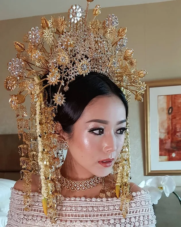 rosalindynata gunawan, ling ling