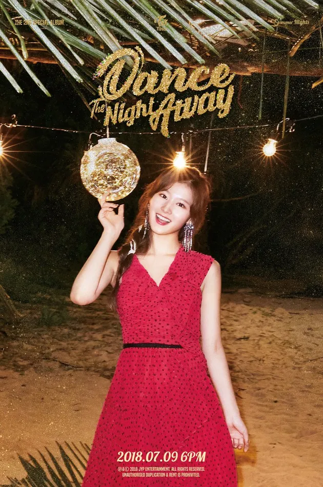 twice dance the night away