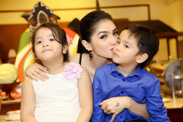 Angel Karamoy Anak