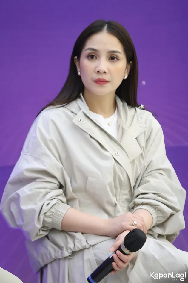 Nagita Slavina tampil cantik