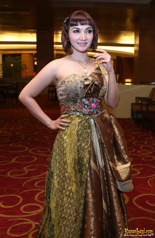 Roro Fitria