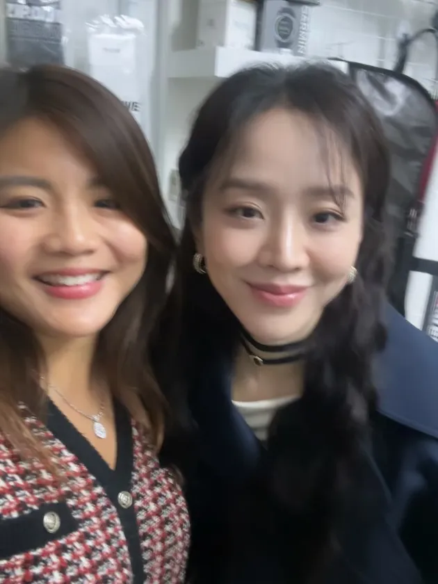 carissa devina selfie dengan shin hye sun