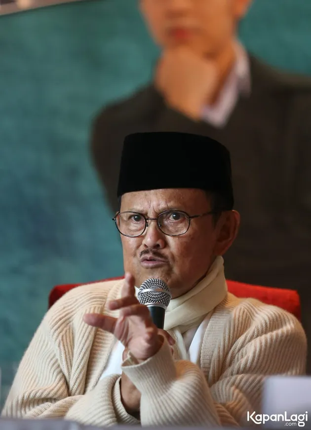 BJ Habibie nonton My Stupid Boss