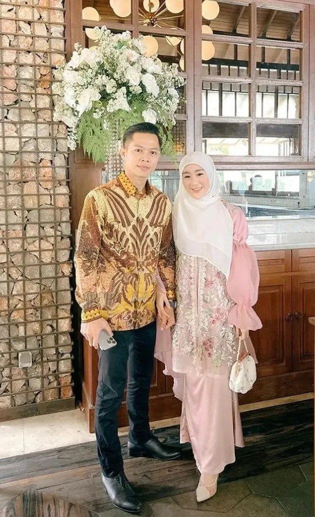 Larissa Chou awal kenal Ikram Rosadi