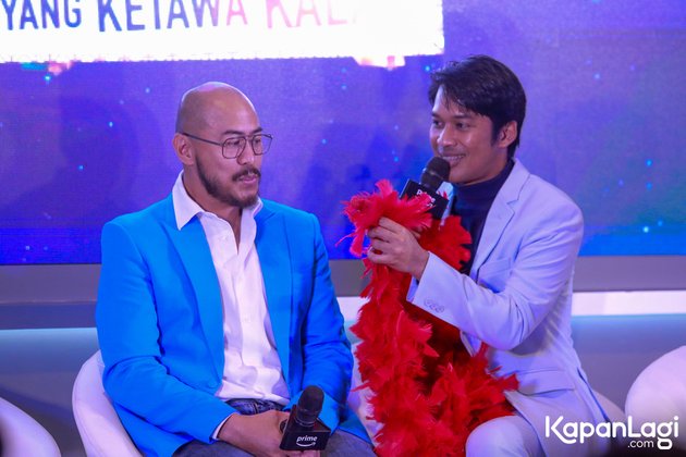 Story of Pandji Pragiwaksono and Ivan Gunawan who Must Hold Laughter in Reality Show Comedy LOL Indonesia 'Yang Ketawa Kalah'