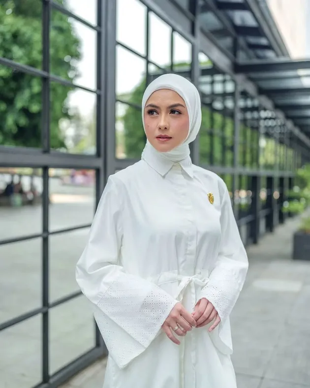 Alasan Revalina S Temat Putuskan Berhijab
