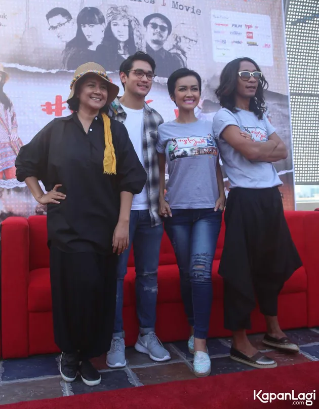 Seleb jadi sutradara 