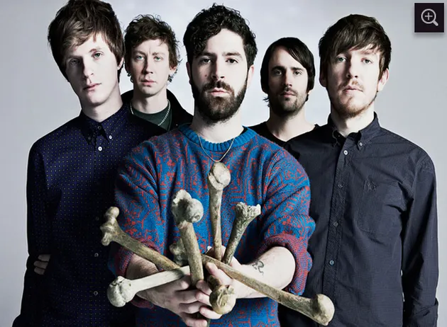 Band yang bernama Foals ini punya sebuah lagu yang berjudul Inhaler. Sebenarnya ini adalah lagu ketika mereka sedang jamming di Miami.