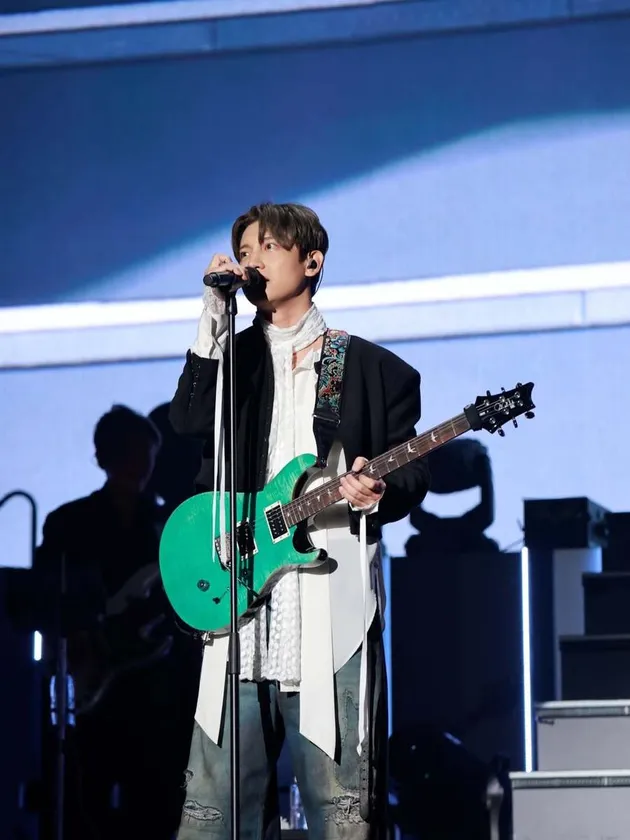 Changmin TVXQ Main Gitar