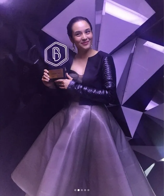 Prestasi Chelsea Islan