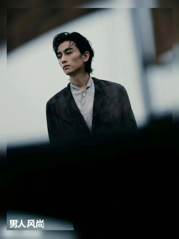 Chen Xiao di celah kecil