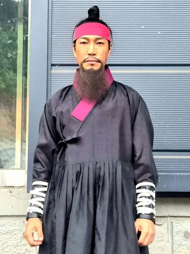 Choi Gwi Hwa &#039;BON APPETIT, YOUR MAJESTY&#039;
