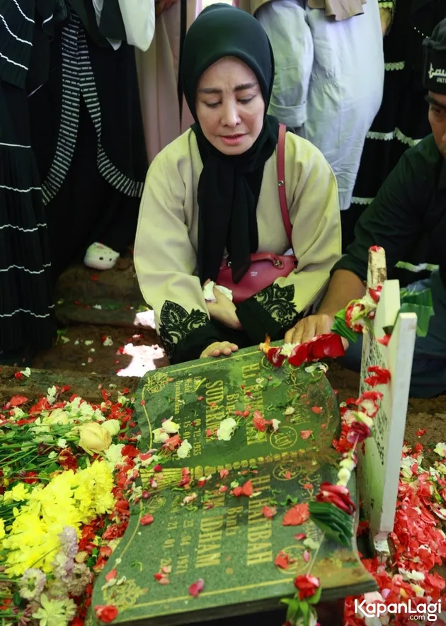 Cici Paramida dan Siti KDI