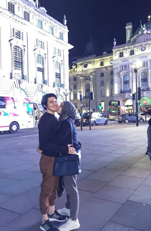 Zaskia Sungkar &amp; Irwansyah