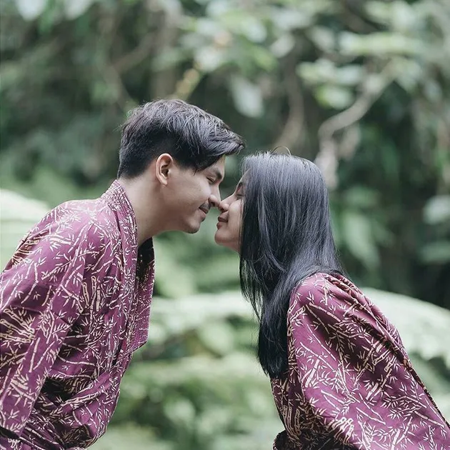 pernikahan chelsea olivia dan glenn