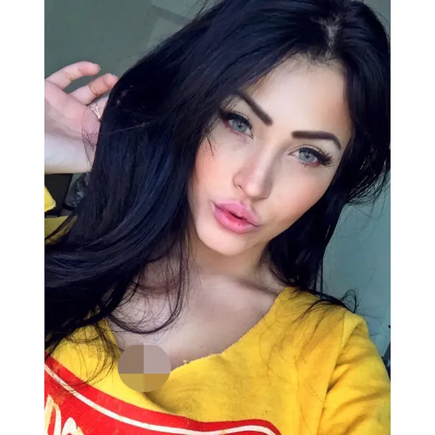 клаудия альенде и меган фокс