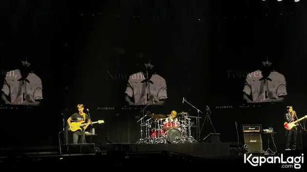Member CNBLUE menyapa fans Indonesia