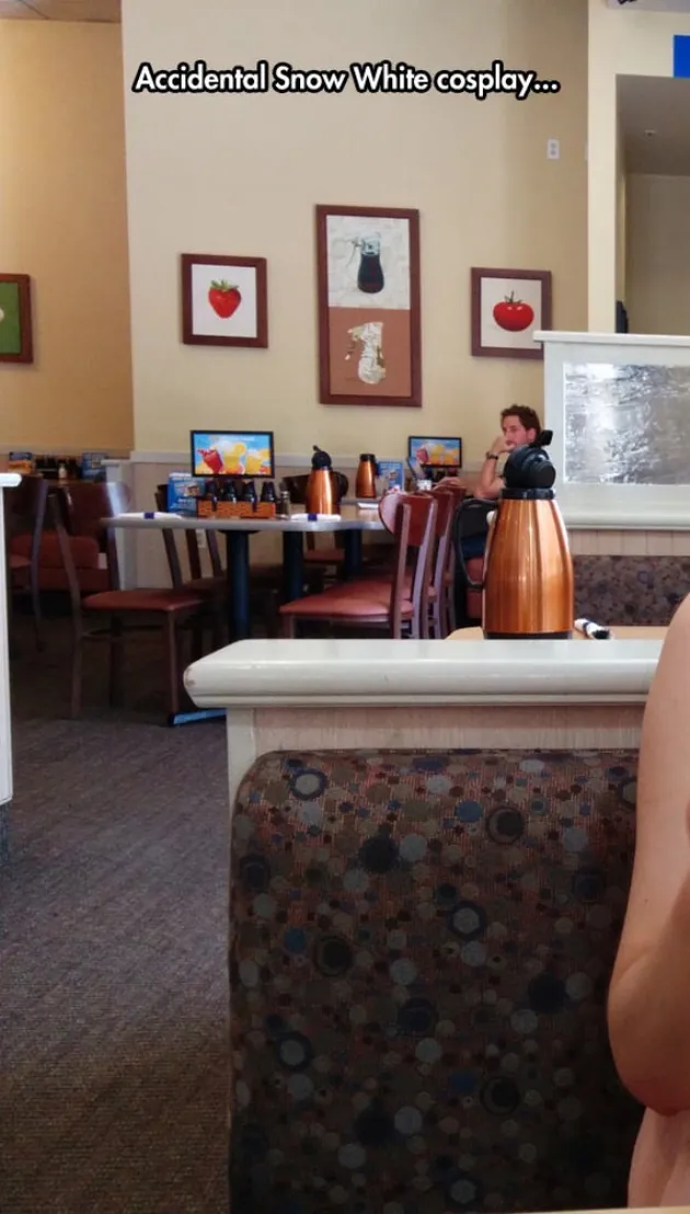 foto-foto aneh yang harus dilihat lagi