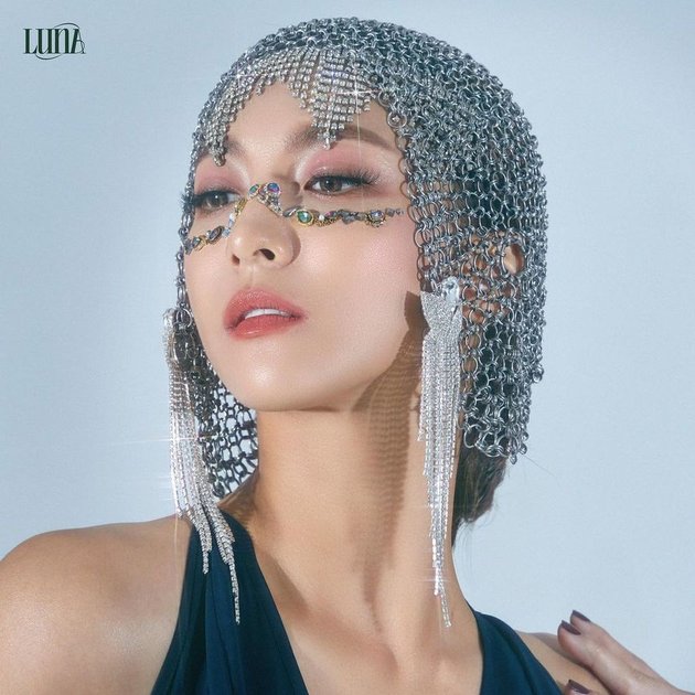 Pada bulan September, Luna membagikan postingan dan beri pernyataan bahwa ia akan segera comeback.