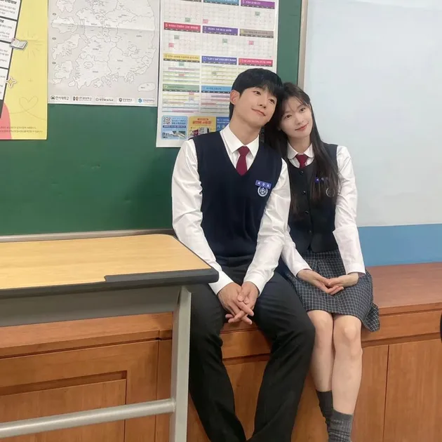 Potret Mesra Jung Hae In &amp; Jung So Min