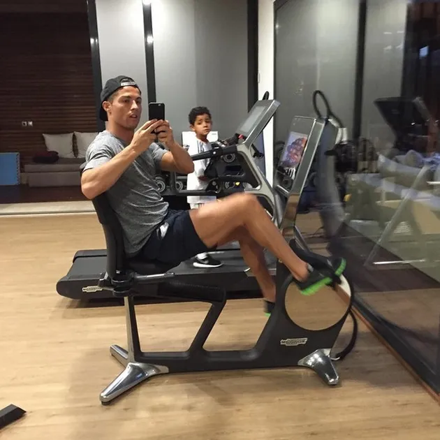 Selfie Ganteng Cristiano Ronaldo