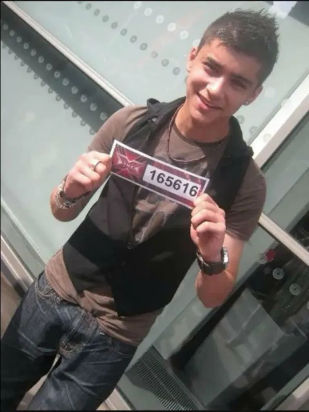 Jauh dari keren, beginilah wajah cupu Zayn Malik saat mengikuti audisi X Factor Britania.