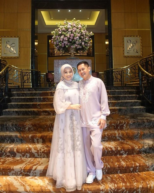 Fitri Carlina's Confession of Being Upset Being Left Alone by Her Husband Working Abroad