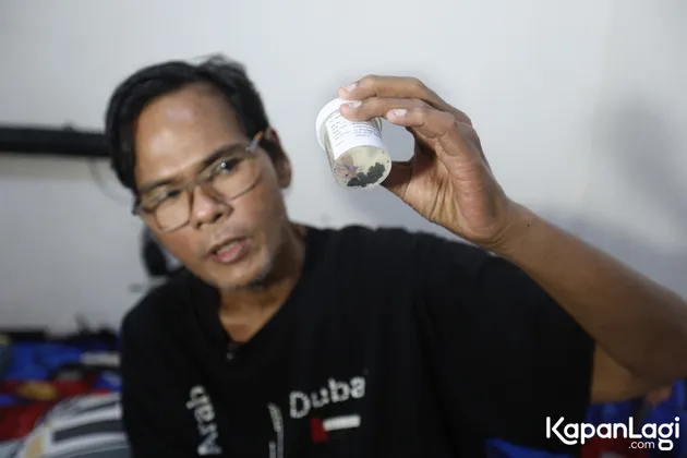 Fahmi Bo Pegang Obat