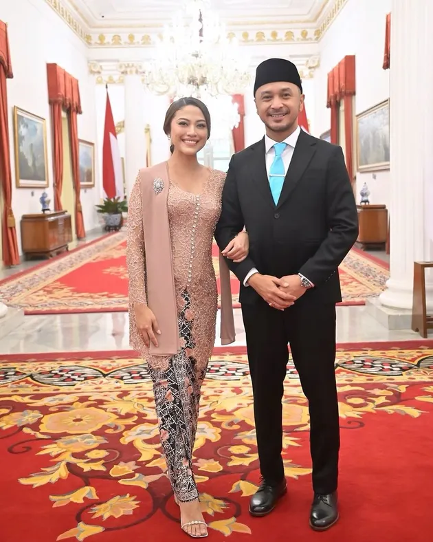 Cynthia Riza Menangis Saat Giring Dilantik