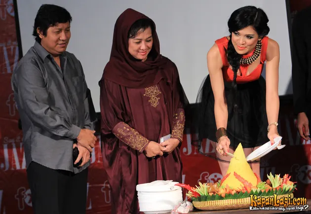 Delia Septianti