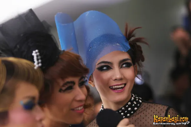 Dewi Dewi - Mahadewi