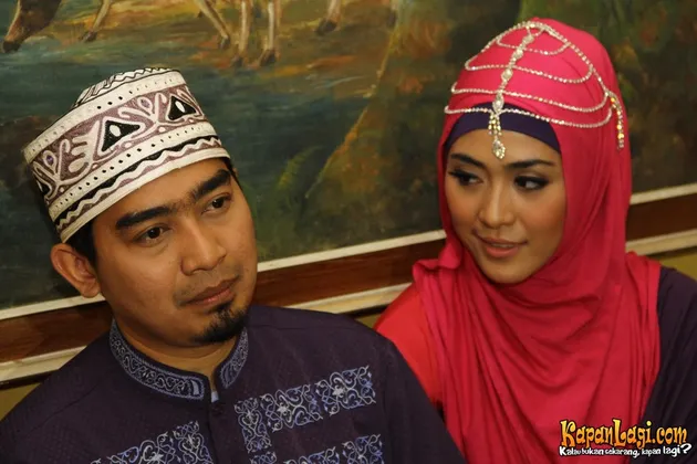 ustad solmed - april jasmine