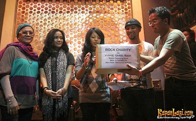 Charity Rock for Yudhie Grass Rock