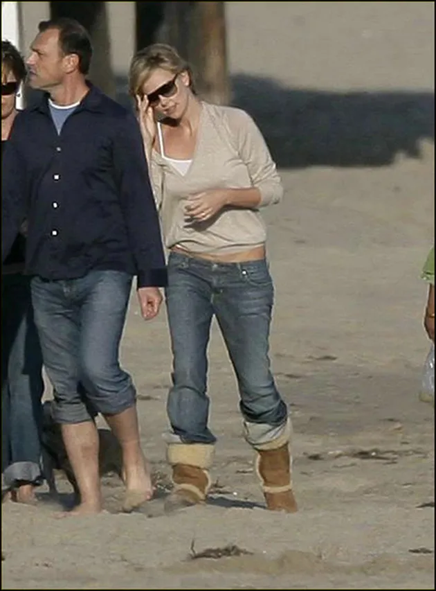 chalize_theron_malibu