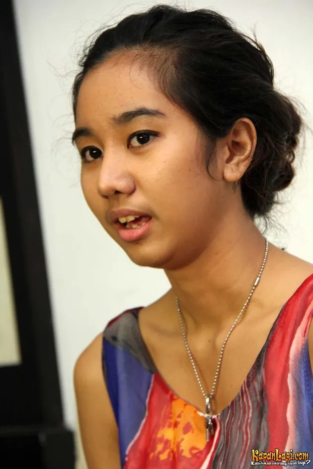 CHIKA KINSKY SOAL TUDUHAN SEBAR FOTO NAKAL DENGAN ADIPATI DOLKEN
