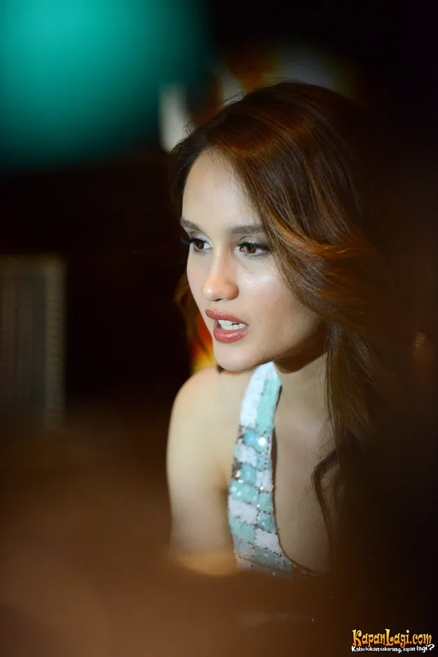 Cinta Laura