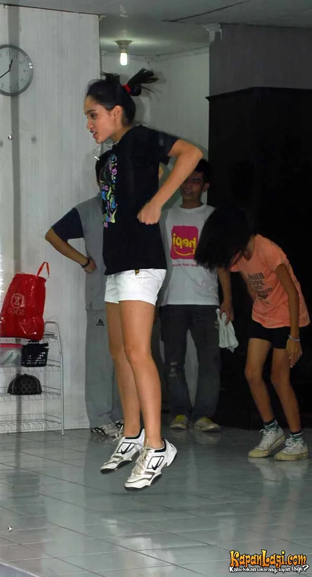 cinta laura
