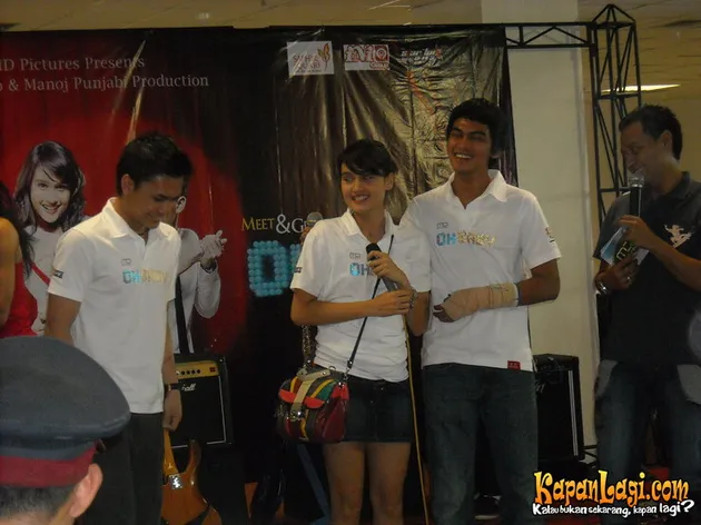 cinta laura