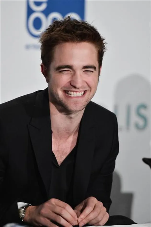 Robert Pattinson