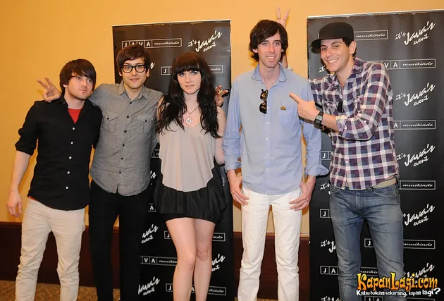 Cobra Starship