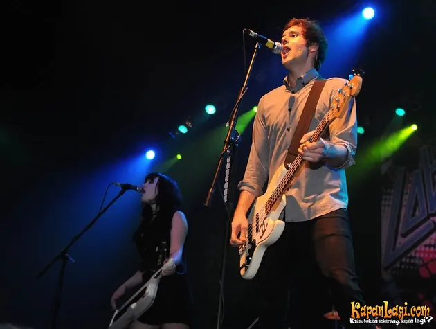 Cobra Starship