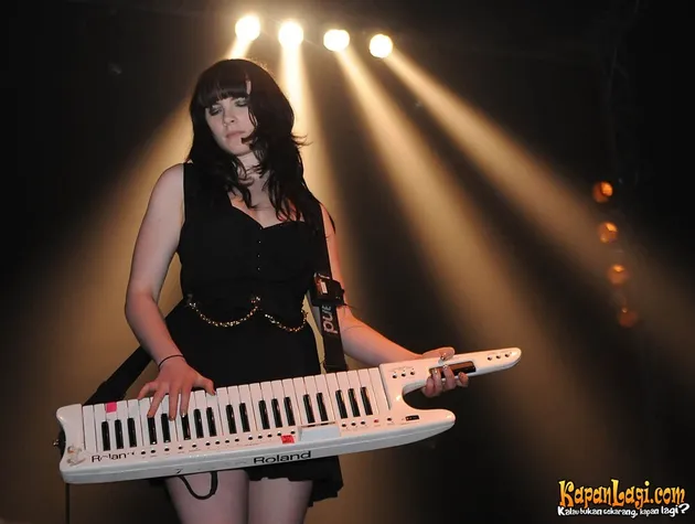 Cobra Starship