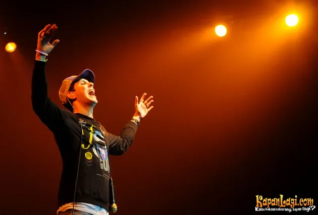 Cobra Starship