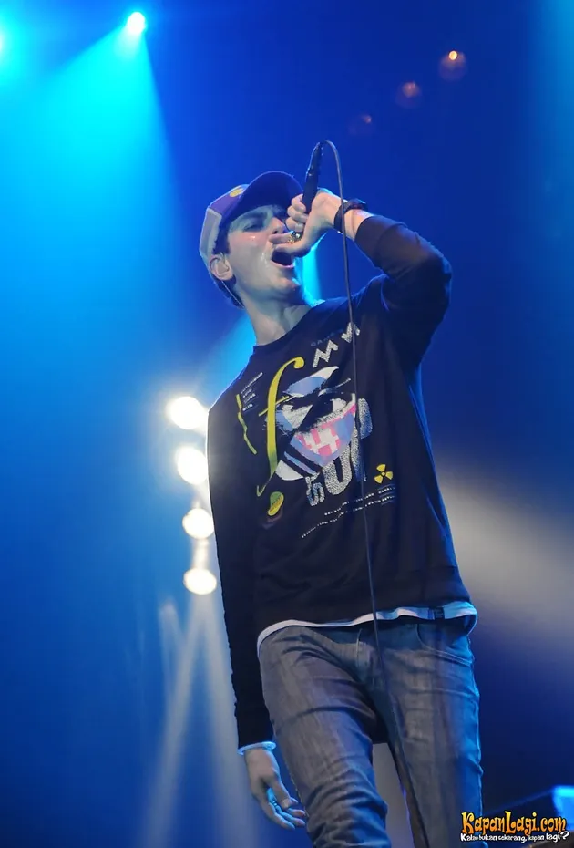 Cobra Starship