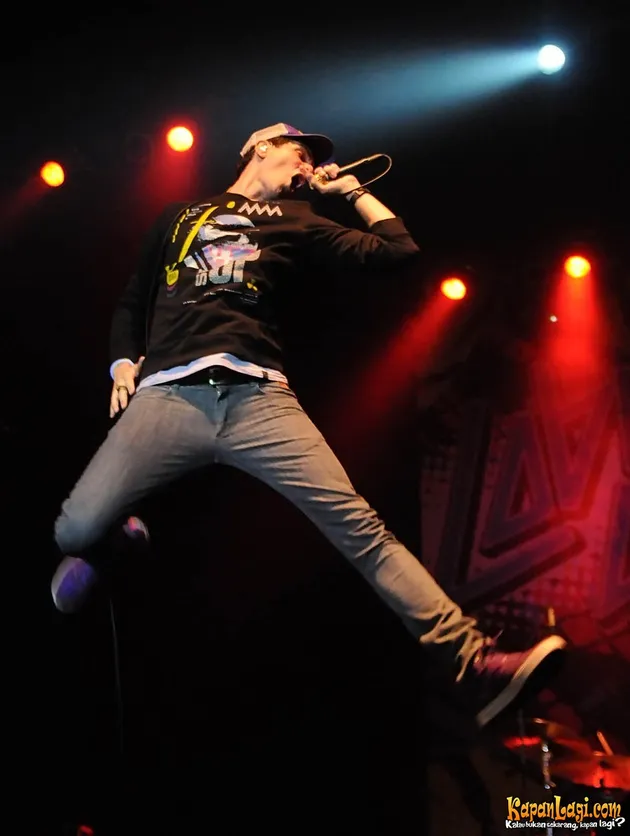 Cobra Starship