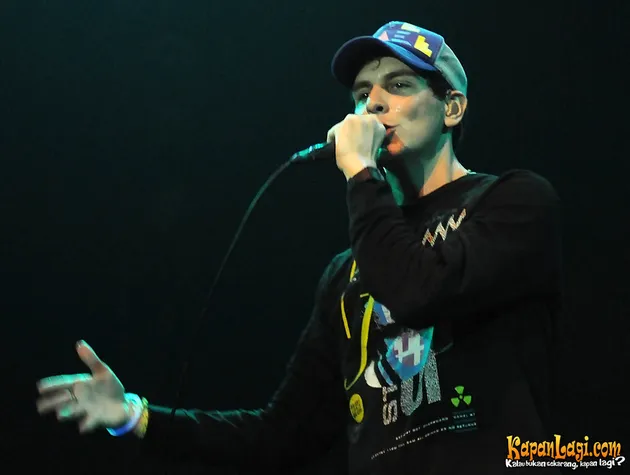 Cobra Starship