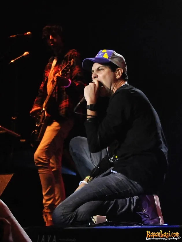 Cobra Starship