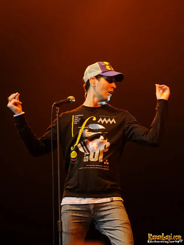 Cobra Starship